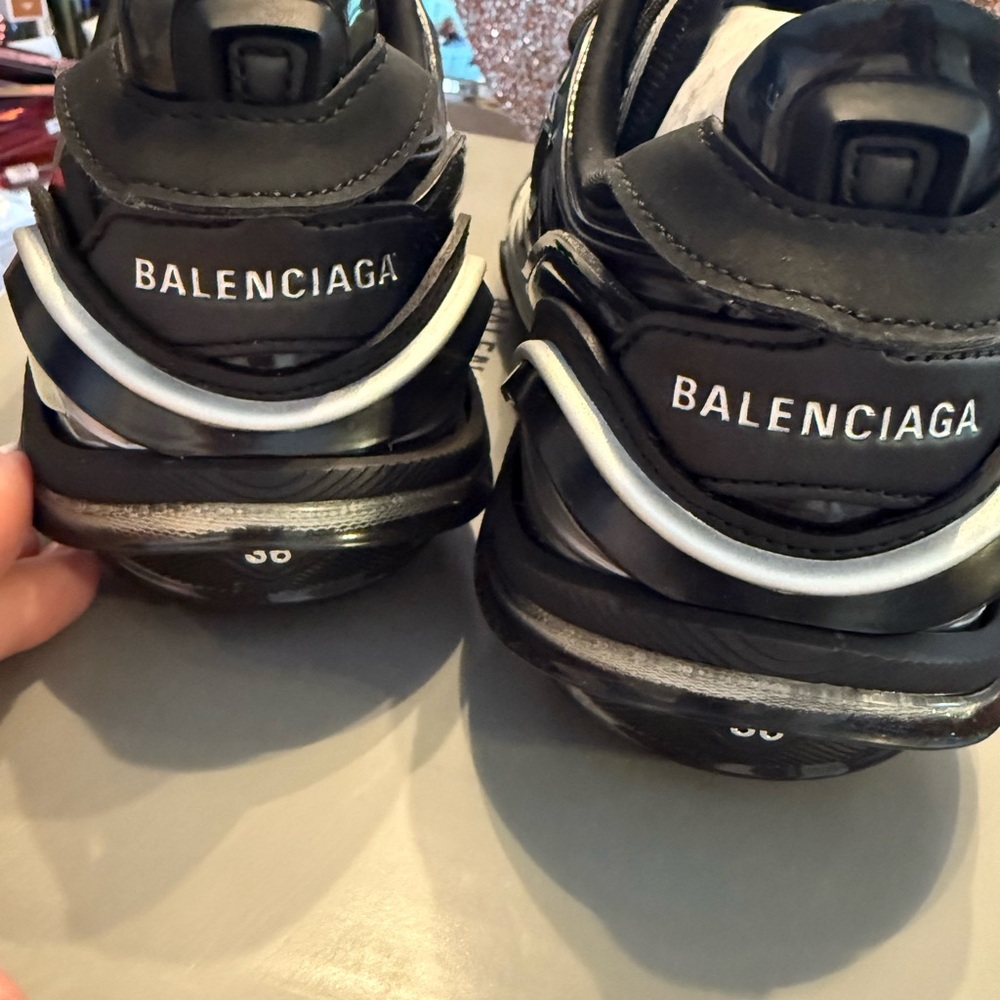 Balenciaga tyrex women’s sz6
